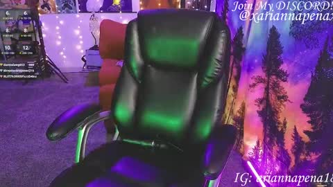 Arianna Pea online show from 04-12-26, 01:10