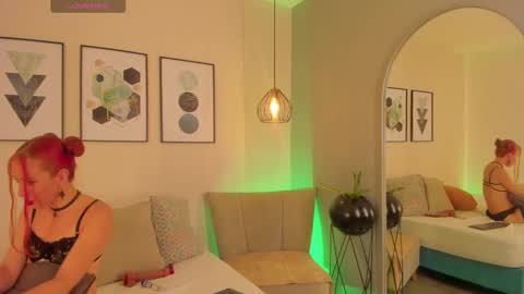 Aria online show from 03-17-26, 01:43