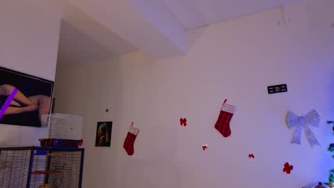 Aria online show from 12-21-25, 12:40