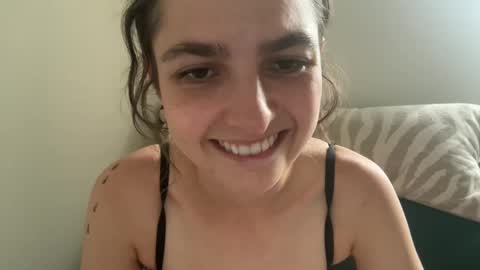 Snapshot of ariel_lena chatting on 09-11-25, 07:47 Ariel online show from 09-11-25, 07:47