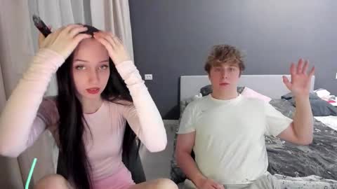 Ariel online show from 03-18-26, 08:23