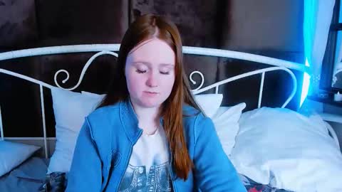 Snapshot of ariel_yumi chatting on 11-20-25, 03:34 Ariel online show from 11-20-25, 03:34