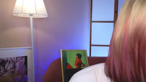 Ariel online show from 01-08-26, 01:24