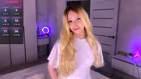 Snapshot of arielarlt chatting on 06-24-26, 08:41 Ase online show from 06-24-26, 08:41