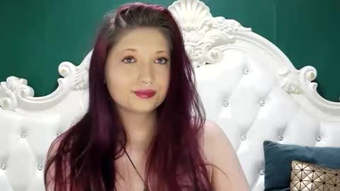 Snapshot of arielburn chatting on 03-29-26, 10:43 Ariel online show from 03-29-26, 10:43