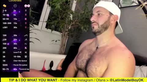 Ariel online show from 02-26-25, 03:10