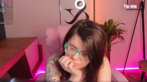 Ariell Mini online show from 03-26-26, 01:49