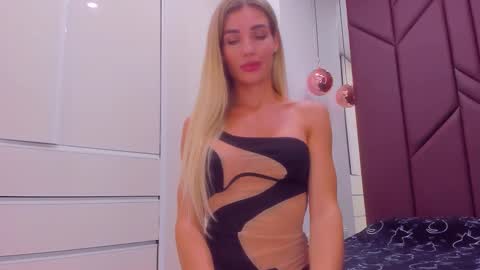 AriellaBlonde online show from 09-12-25, 09:04