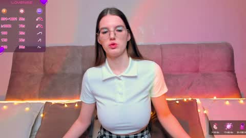 Snapshot of ariellateska chatting on 12-22-24, 03:44 Ariella online show from 12-22-24, 03:44