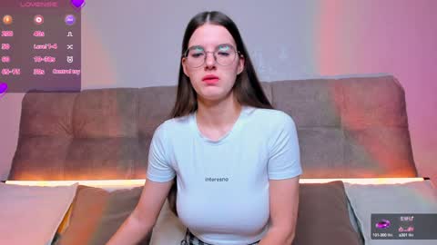 Snapshot of ariellateska chatting on 01-09-25, 04:52 Ariella online show from 01-09-25, 04:52