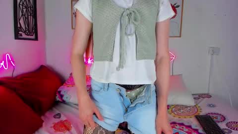 Snapshot of arielmishel chatting on 09-12-25, 10:48 Ariel Mishel online show from 09-12-25, 10:48