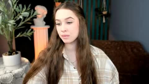 Snapshot of arielsykes chatting on 05-06-26, 06:57 arielsykes online show from 05-06-26, 06:57