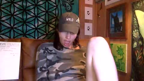 ariel  colin when hes here online show from 01-05-25, 05:09