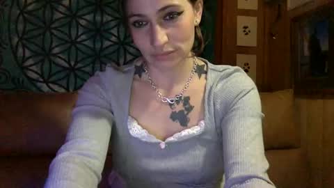 ariel  colin when hes here online show from 02-02-25, 11:53