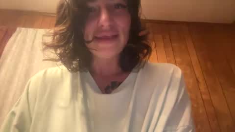 ariel  colin when hes here online show from 10-04-25, 10:41