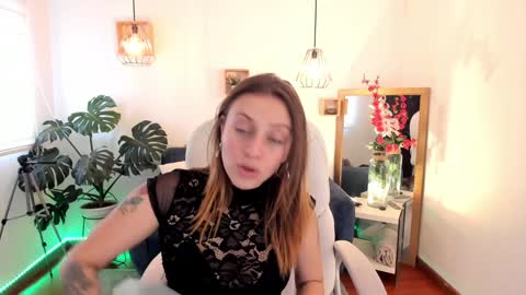 Snapshot of arii_1010_ chatting on 12-07-24, 07:54 Ari online show from 12-07-24, 07:54