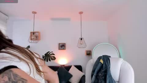 Ari  online show from 06-23-26, 07:45