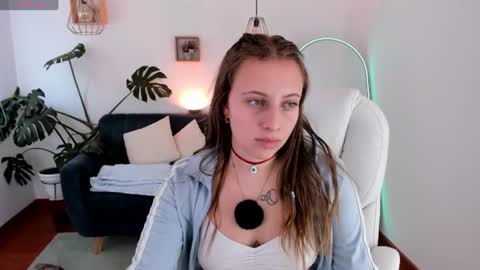Ari  online show from 06-24-26, 07:13