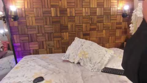 ARIANNA online show from 02-15-25, 01:21