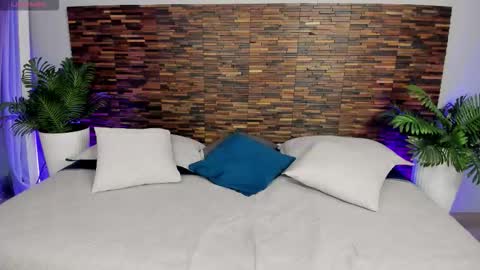 ARIANNA online show from 10-15-25, 02:55