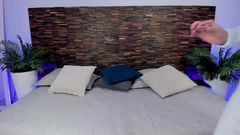 ARIANNA online show from 11-13-25, 02:49