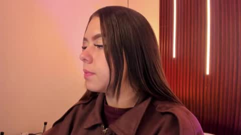 Snapshot of ariianabaker chatting on 05-25-26, 01:06 Arianna online show from 05-25-26, 01:06