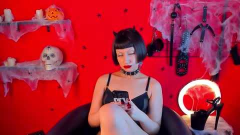 Snapshot of arina_ardeeen chatting on 10-25-25, 05:19 Matilda online show from 10-25-25, 05:19