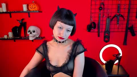 Snapshot of arina_ardeeen chatting on 11-11-25, 05:35 Matilda online show from 11-11-25, 05:35