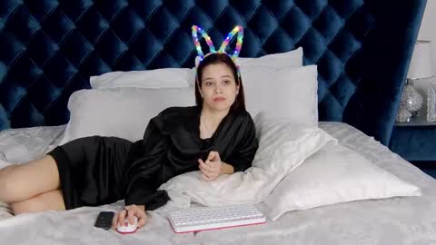 ArinaArnold online show from 12-20-24, 06:40