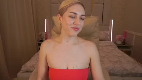 Snapshot of arishkalulu chatting on 02-25-25, 06:47 Arishka online show from 02-25-25, 06:47
