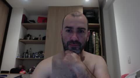 aristi11 online show from 10-10-25, 04:00