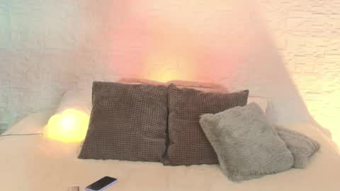 Snapshot of arivega chatting on 05-09-26, 10:31 Nice to meet you thumb up me please its important I LOOK MY BIO DOWN online show from 05-09-26, 10:31