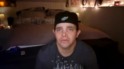 Snapshot of arky30 chatting on 12-03-25, 05:26 Nutter Butter online show from 12-03-25, 05:26