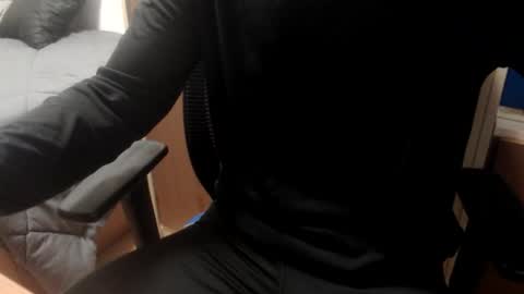 Snapshot of arlandria_ chatting on 12-19-25, 09:11 arlandria_ online show from 12-19-25, 09:11