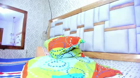 Arleth  online show from 11-08-25, 03:50