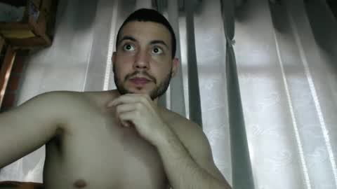 Snapshot of armando_2002 chatting on 03-11-26, 05:52 ARMANDO online show from 03-11-26, 05:52