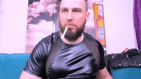 Armando online show from 02-19-25, 05:05