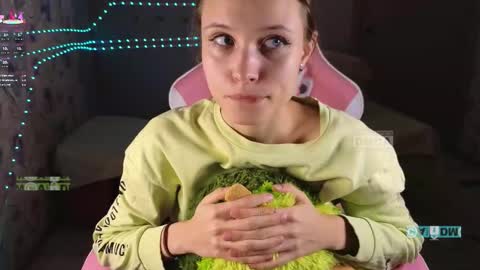 armurra online show from 11-17-25, 03:07