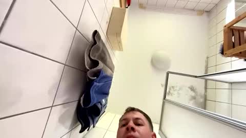 armyskater32 online show from 10-08-25, 12:47