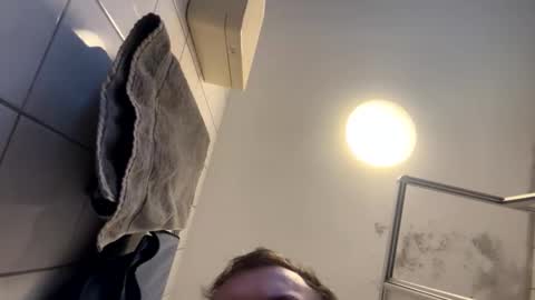 armyskater32 online show from 12-15-25, 01:26