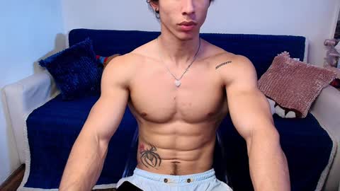 Snapshot of arnold_black69 chatting on 12-11-24, 08:18 arnold black online show from 12-11-24, 08:18