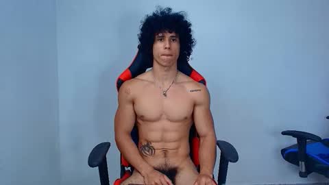 Snapshot of arnold_black69 chatting on 10-02-25, 04:47 arnold black online show from 10-02-25, 04:47