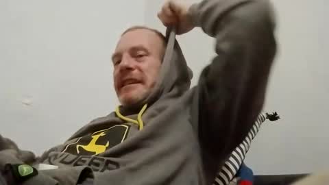 arnoldsean183 online show from 11-02-25, 01:19