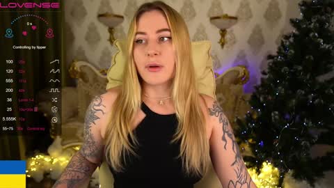 Snapshot of arolinanight chatting on 12-21-24, 01:04 AROLINA online show from 12-21-24, 01:04