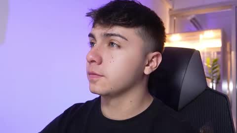 aron__cooper online show from 12-04-25, 03:43