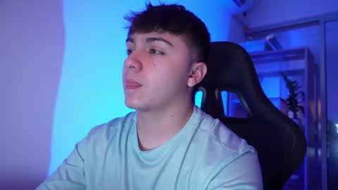 aron__cooper online show from 07-04-26, 02:29
