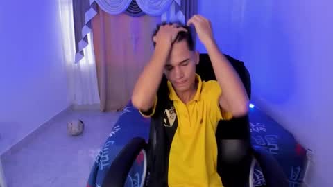 Aaron online show from 11-14-25, 08:51