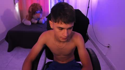 Aaron online show from 04-04-26, 08:28