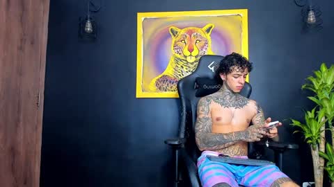 Snapshot of aron_ford chatting on 01-11-25, 11:46 Aron ford online show from 01-11-25, 11:46