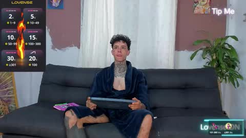 Snapshot of aron_ford chatting on 10-14-25, 12:28 Aron ford online show from 10-14-25, 12:28